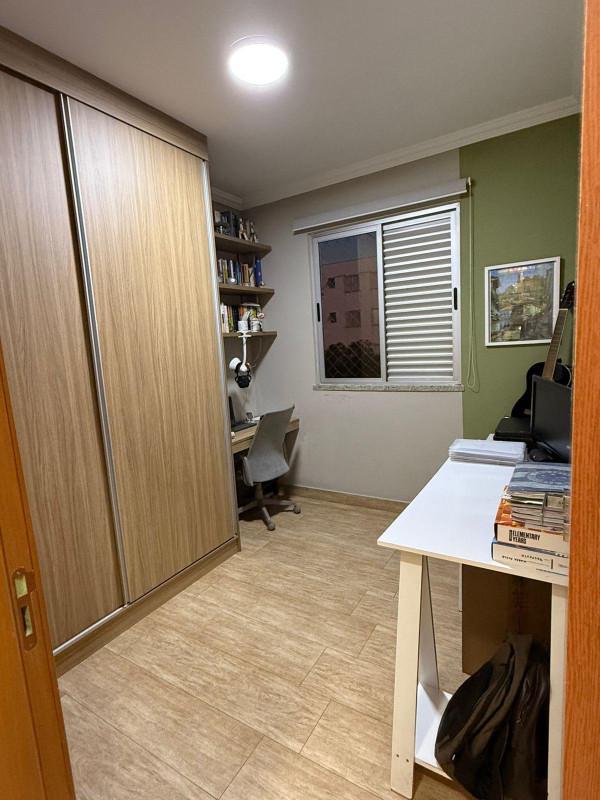 Apartamento, Barreiro, 3 Quartos, 2 Vagas, 1 Suíte