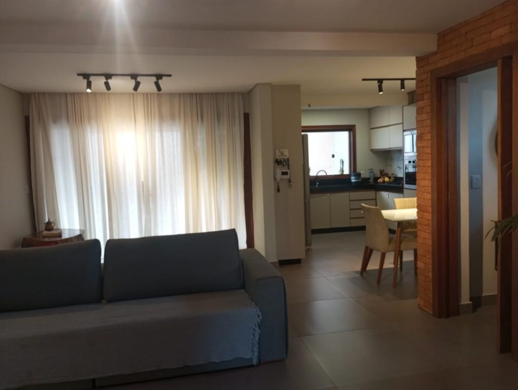 Casa, Nova Gameleira, 3 Quartos, 3 Vagas, 2 Suítes