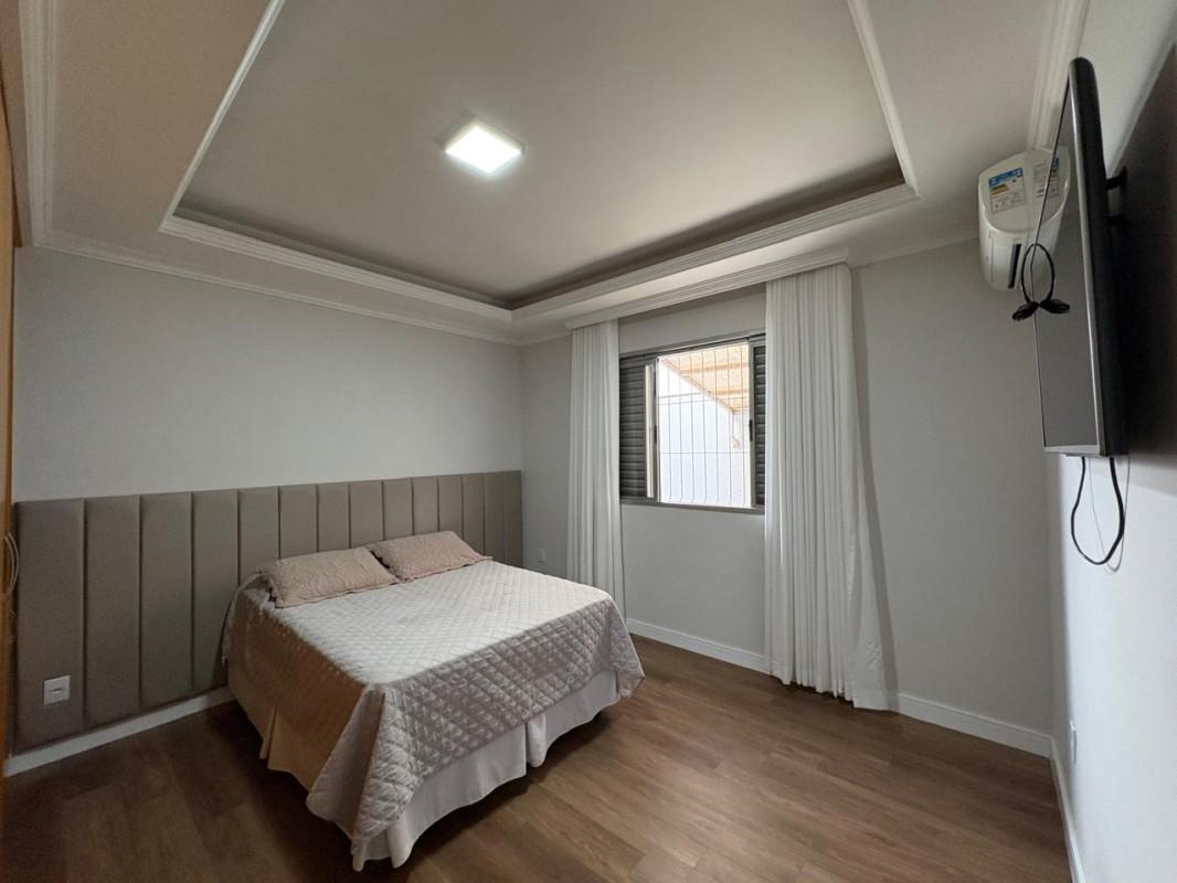 Casa, Tirol, 3 Quartos, 5 Vagas, 1 Suíte