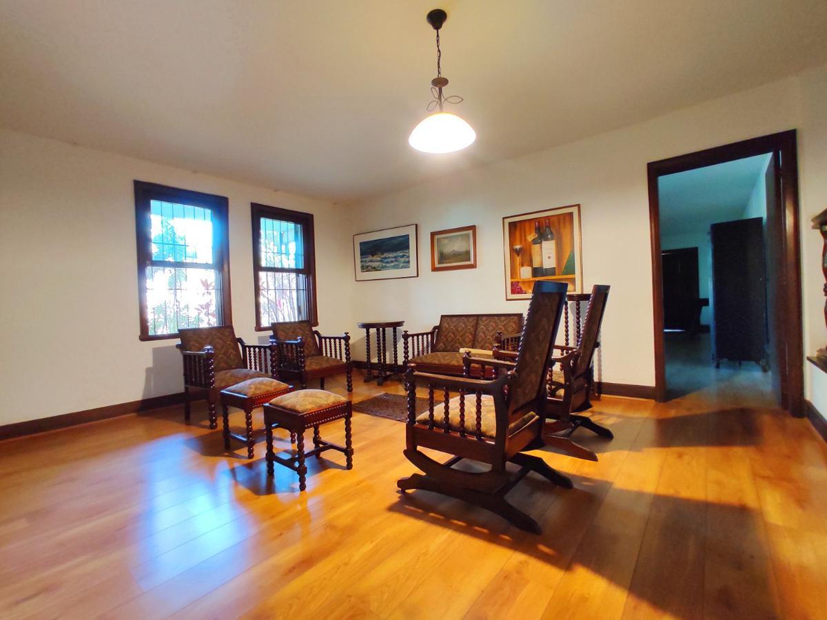 Casa, São Luiz (pampulha), 7 Quartos, 8 Vagas, 3 Suítes