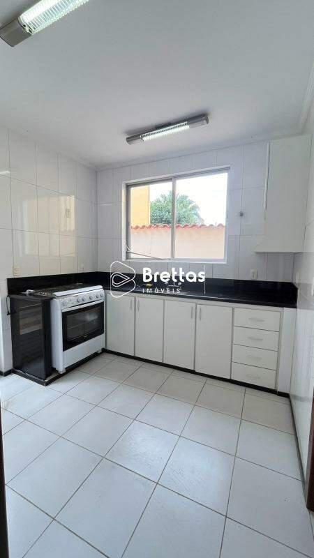 Casa, Centro, 5 Quartos, 2 Vagas, 2 Suítes
