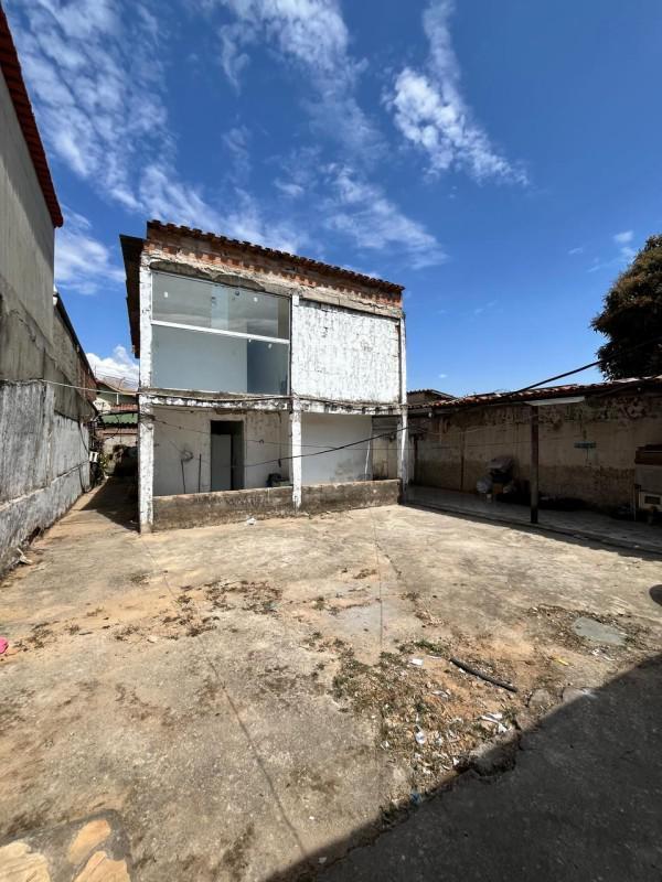 Casa, Ernesto do Nascimento(barreiro), 4 Quartos, 2 Vagas