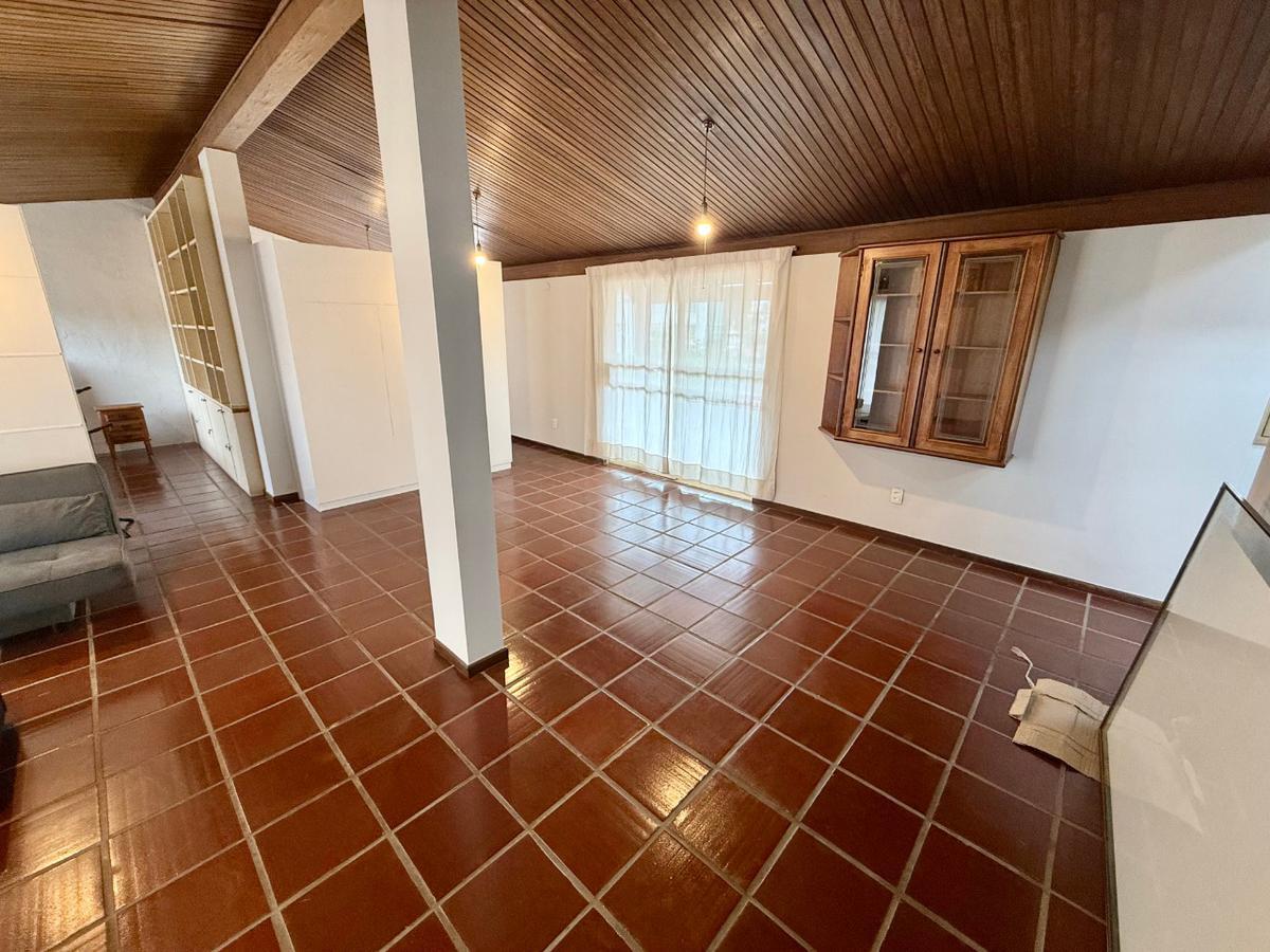 Cobertura, São José, 2 Quartos, 0 Vaga