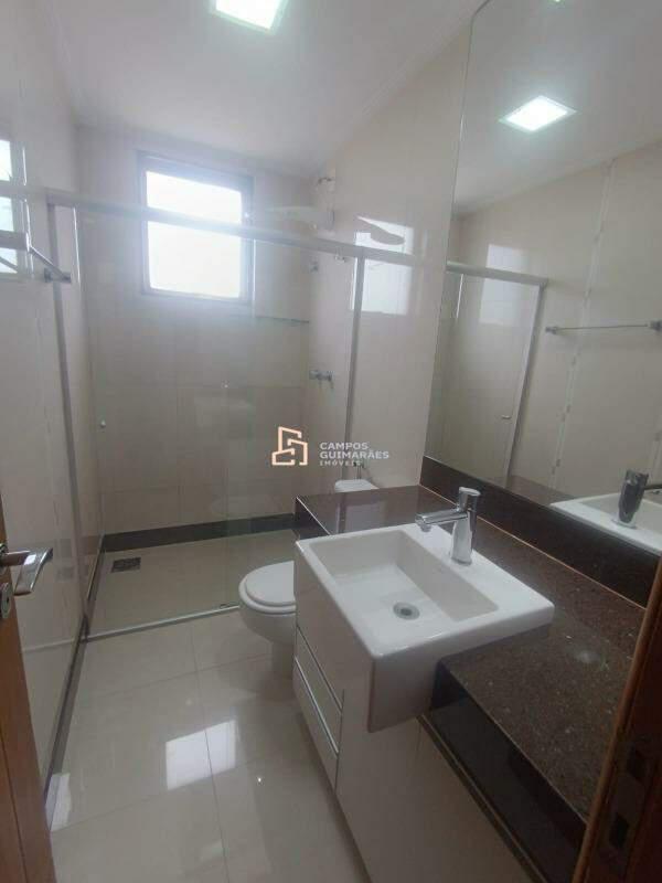 Apartamento, Barreiro, 3 Quartos, 3 Vagas, 1 Suíte