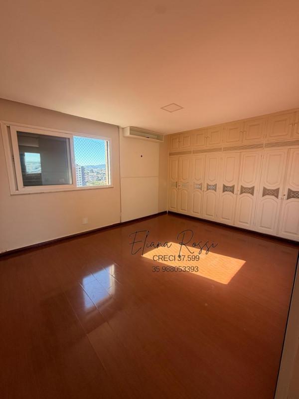 Apartamento, Centro, 4 Quartos, 2 Vagas, 1 Suíte