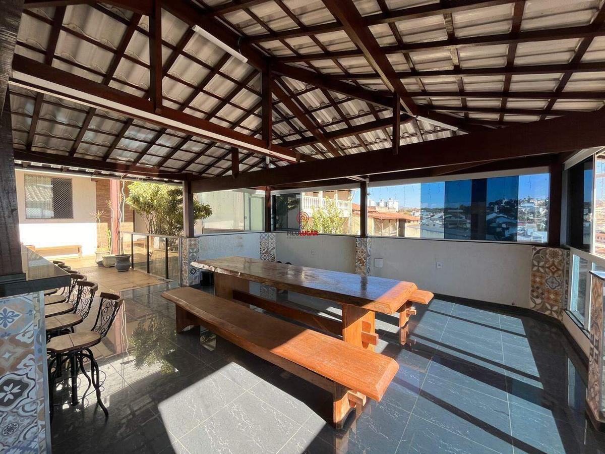 Casa, Teixeira Dias, 3 Quartos, 2 Vagas, 1 Suíte