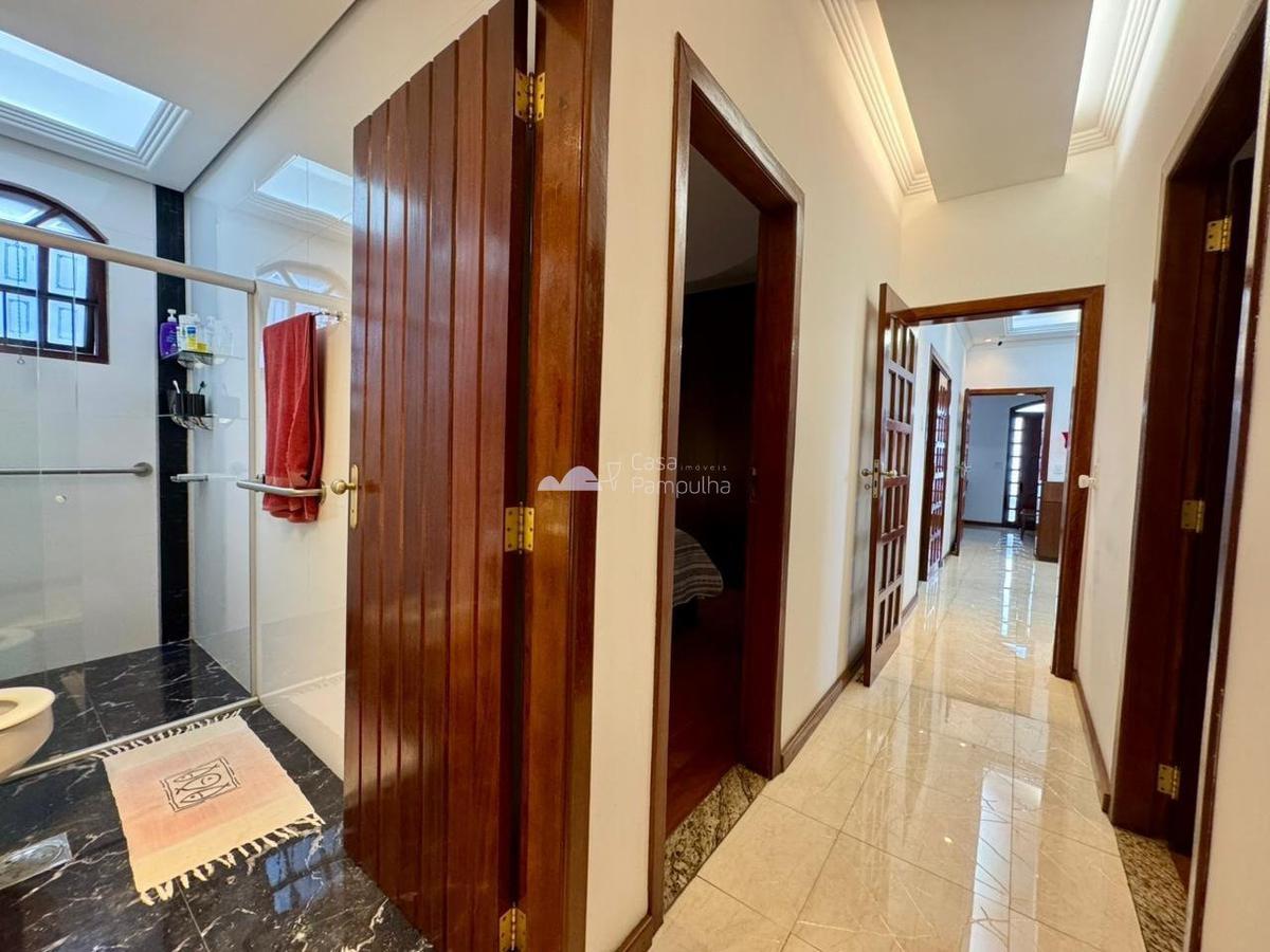 Casa, Trevo, 3 Quartos, 10 Vagas, 1 Suíte