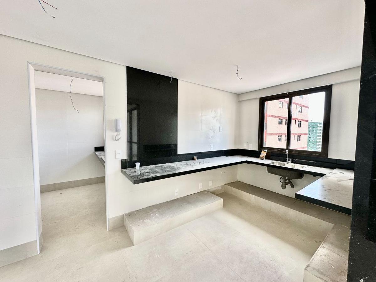 Cobertura, Gutierrez, 4 Quartos, 4 Vagas, 2 Suítes