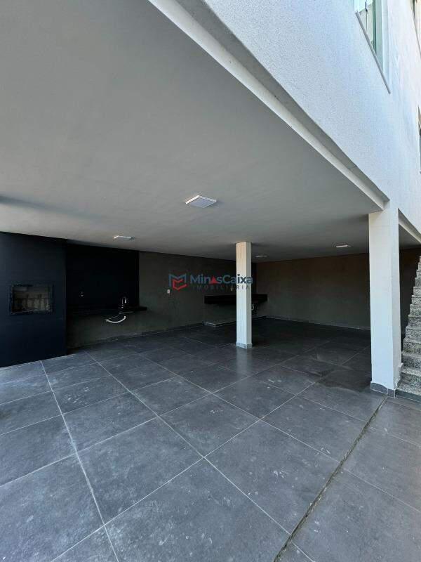 Casa, Vila Celeste, 3 Quartos, 2 Vagas, 1 Suíte