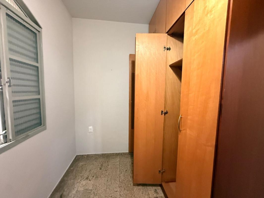Casa, Sagrada Família, 4 Quartos, 2 Vagas, 1 Suíte