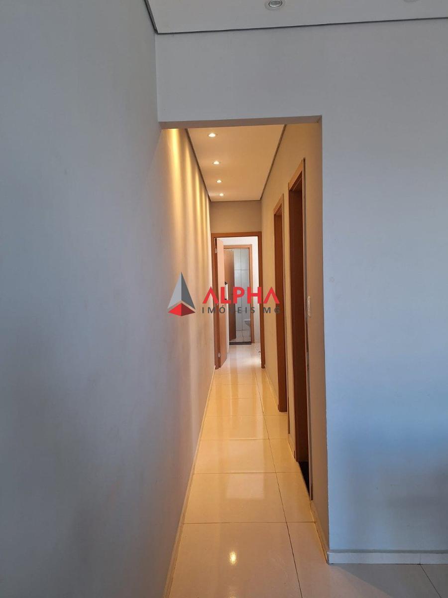 Casa, Palmeiras, 3 Quartos, 4 Vagas, 1 Suíte