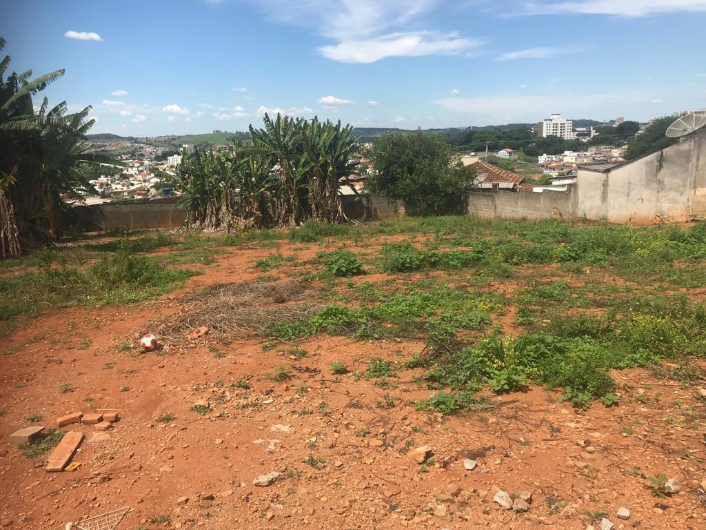Lote, Centro, 0 Quarto, 0 Vaga