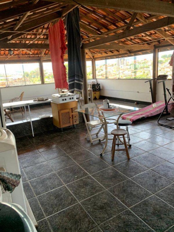 Casa, Lindéia, 5 Quartos, 6 Vagas, 1 Suíte