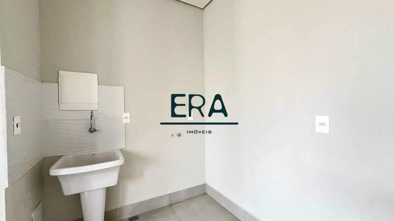 Cobertura, Centro, 2 Quartos, 0 Vaga, 4 Suítes