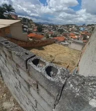 Lote, Santa Rosa, 0 Quarto, 0 Vaga