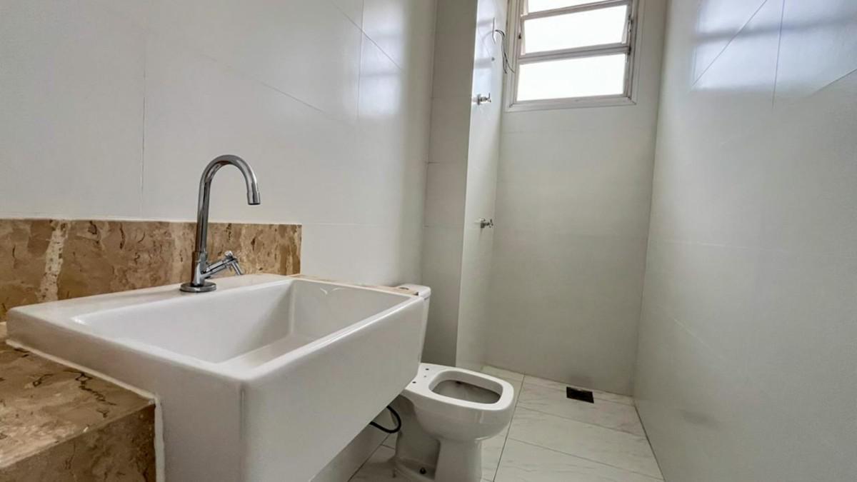 Cobertura, Centro, 2 Quartos, 0 Vaga, 2 Suítes