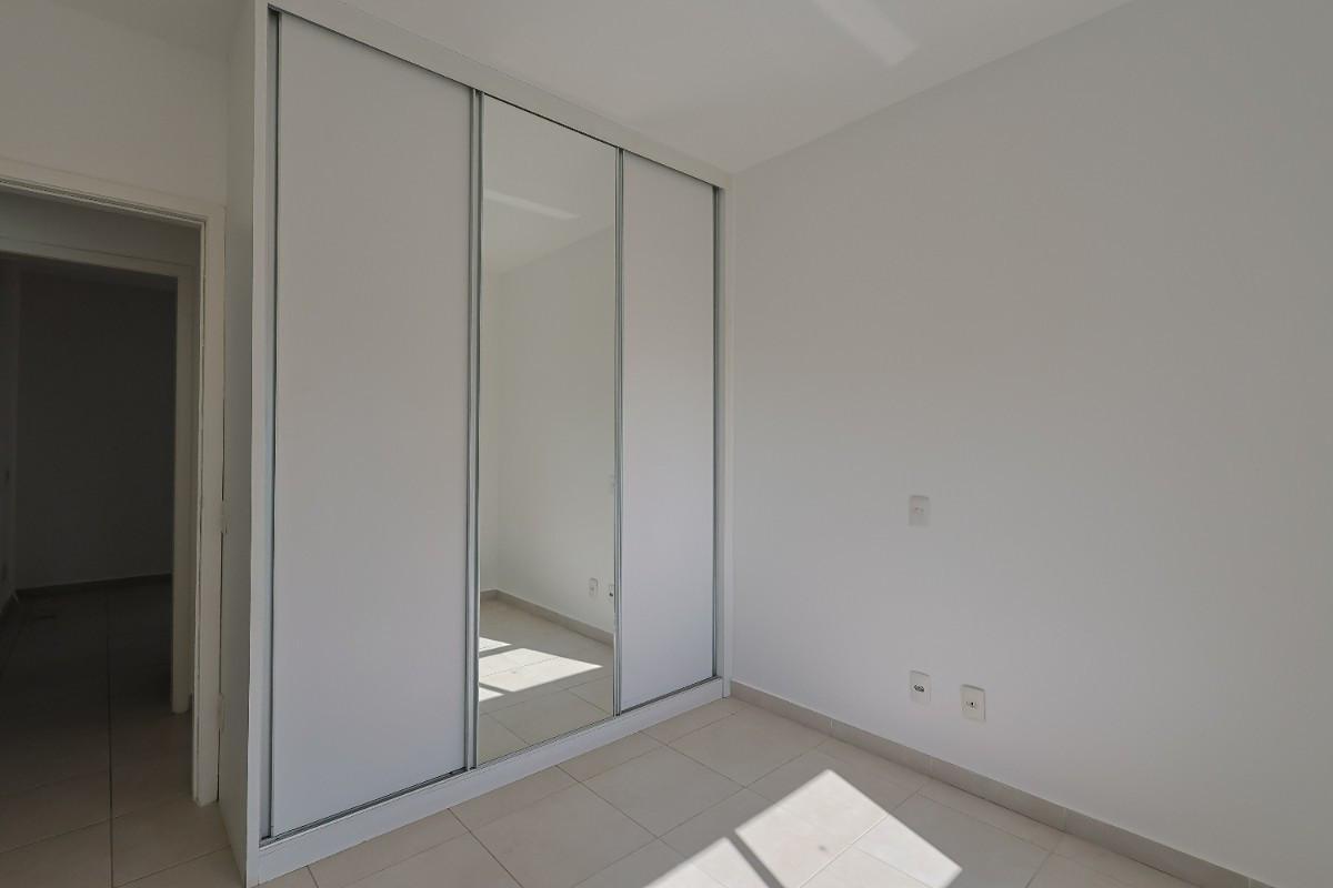 Sala, Vila da Serra, 4 Quartos, 3 Vagas, 3 Suítes