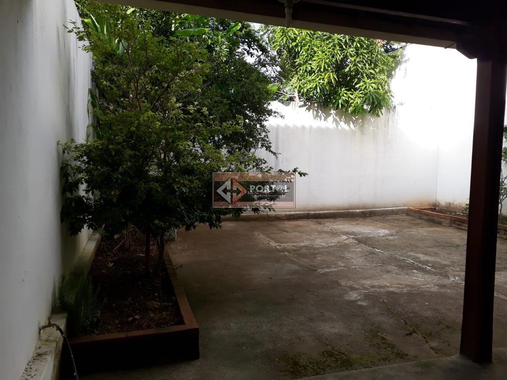 Casa, Vitória, 4 Quartos, 4 Vagas, 2 Suítes