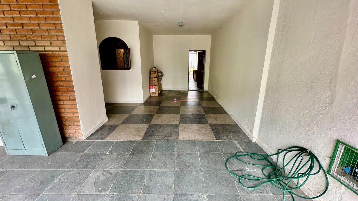 Casa, Planalto, 6 Quartos, 5 Vagas, 1 Suíte