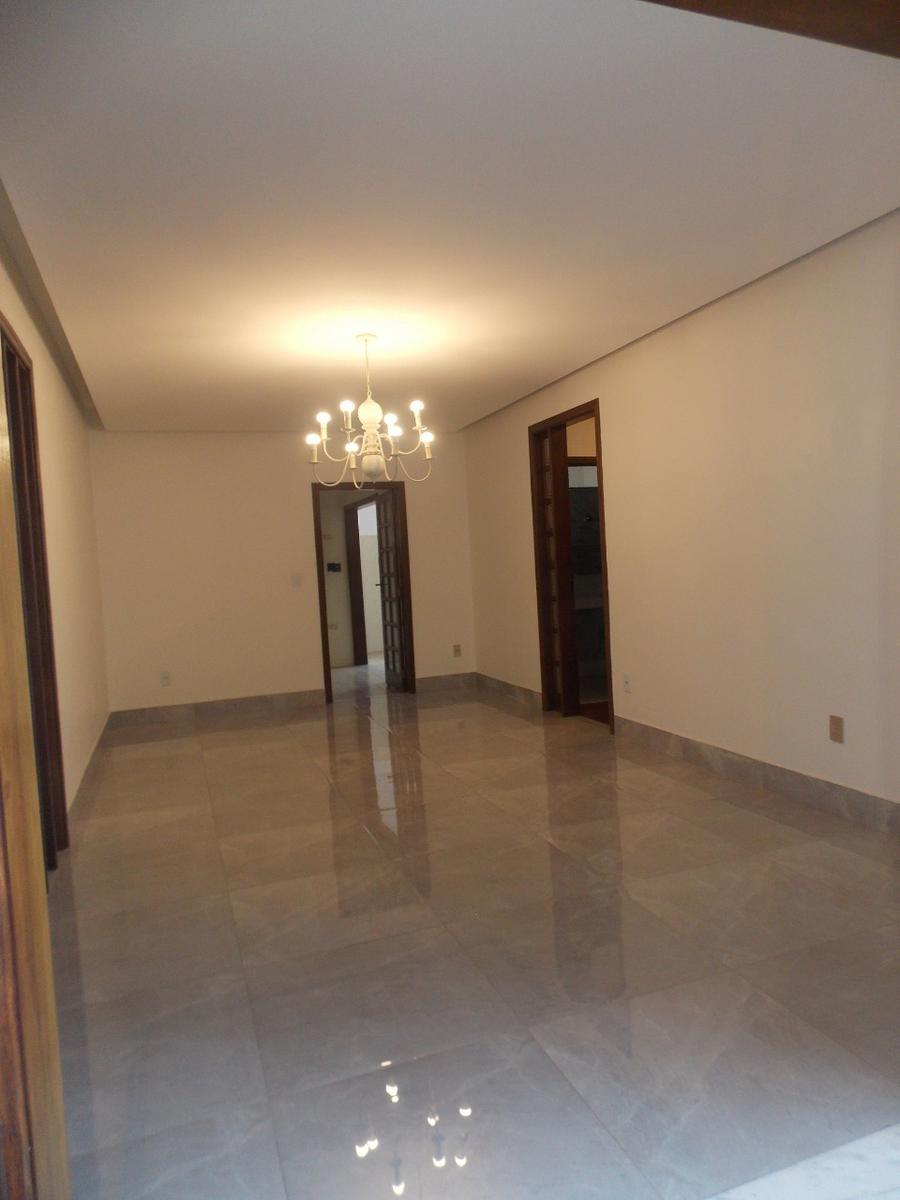 Casa, Betânia, 5 Quartos, 3 Vagas, 1 Suíte