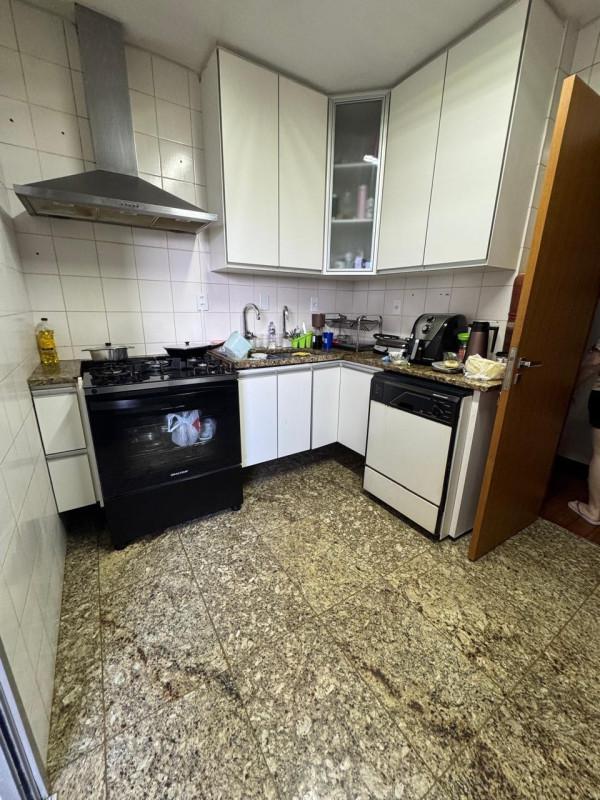 Cobertura, Cachoeirinha, 4 Quartos, 4 Vagas, 1 Suíte