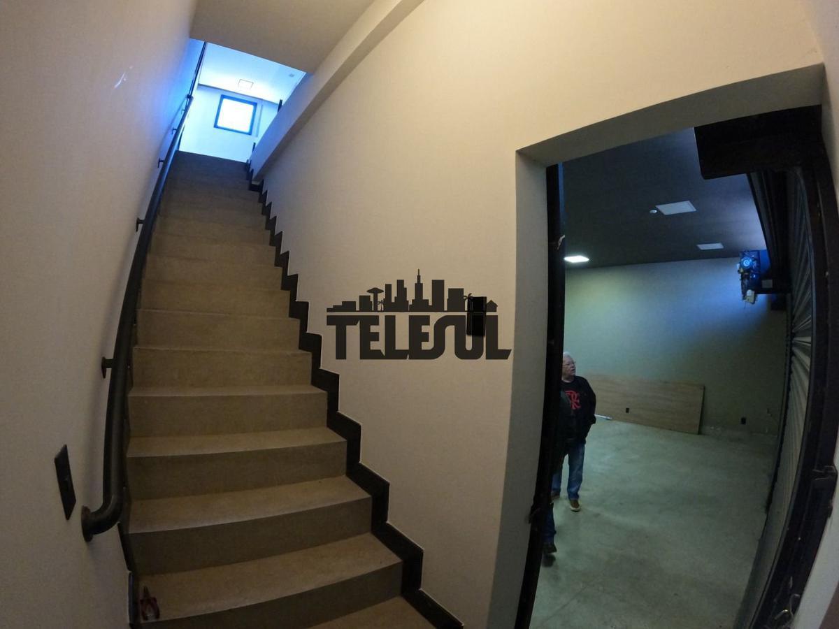 Casa, Centro, 2 Quartos, 3 Vagas, 1 Suíte
