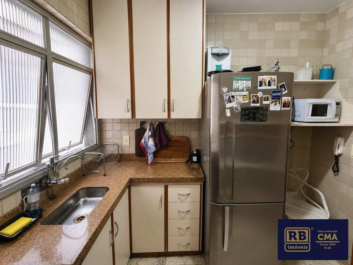 Apartamento, Vila Paris, 2 Quartos, 1 Vaga