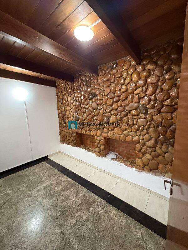 Casa, Gutierrez, 0 Quarto, 3 Vagas
