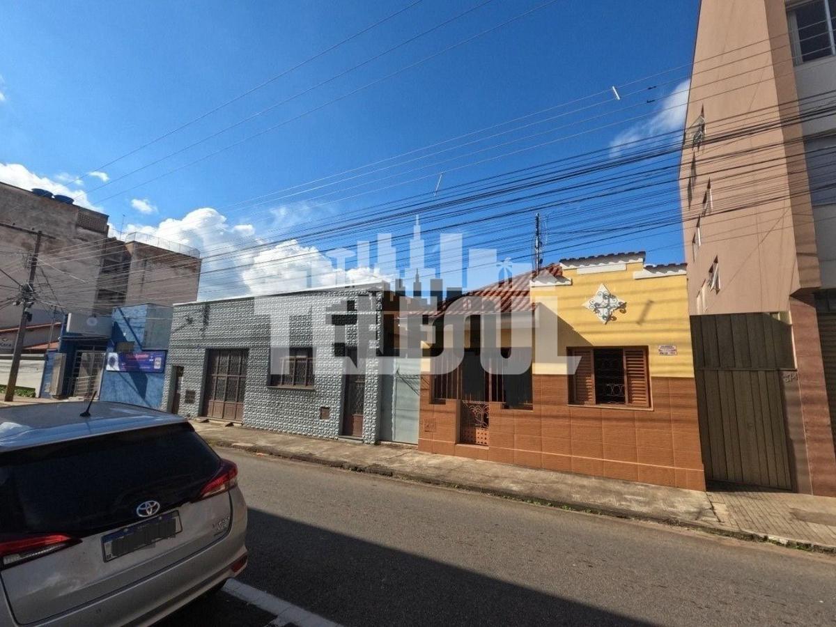 Casa, Centro, 2 Quartos, 1 Vaga