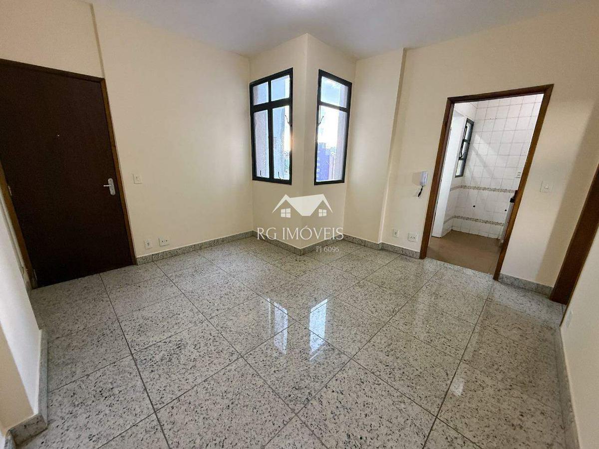 Apartamento, Barreiro, 2 Quartos, 1 Vaga