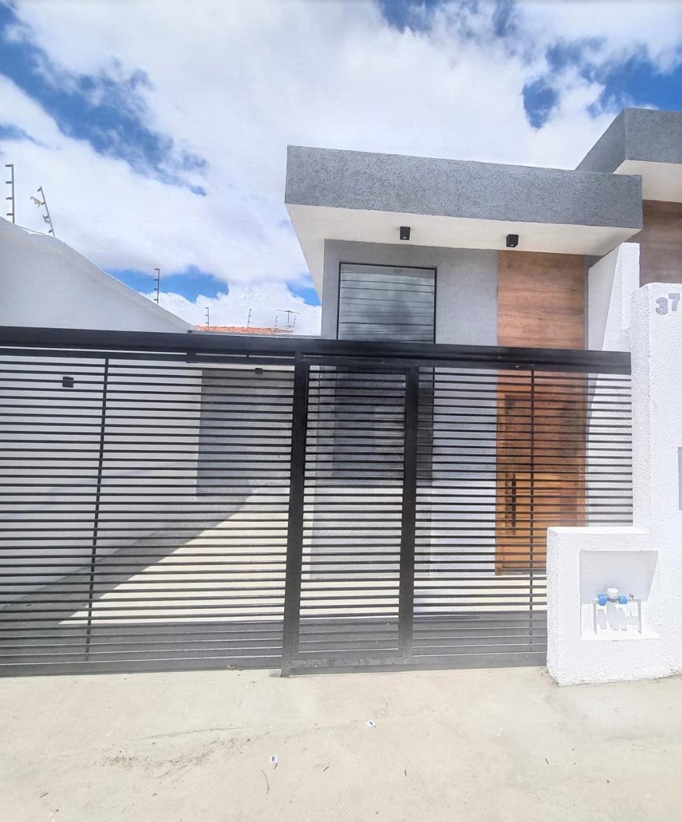 Casa, Planalto, 3 Quartos, 3 Vagas, 1 Suíte
