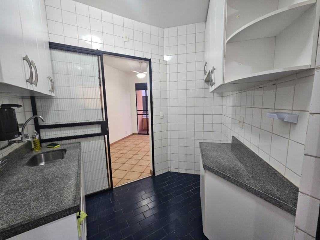Apartamento, Estoril, 3 Quartos, 1 Vaga, 1 Suíte