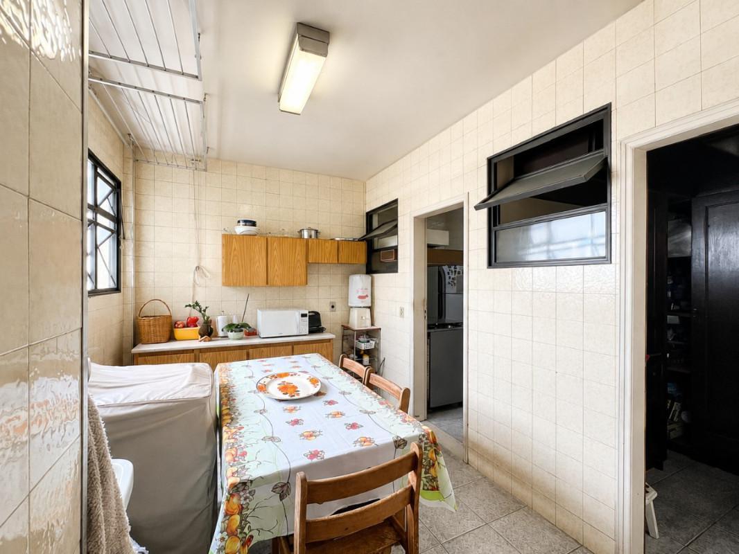 Apartamento, Floresta, 3 Quartos, 2 Vagas, 1 Suíte