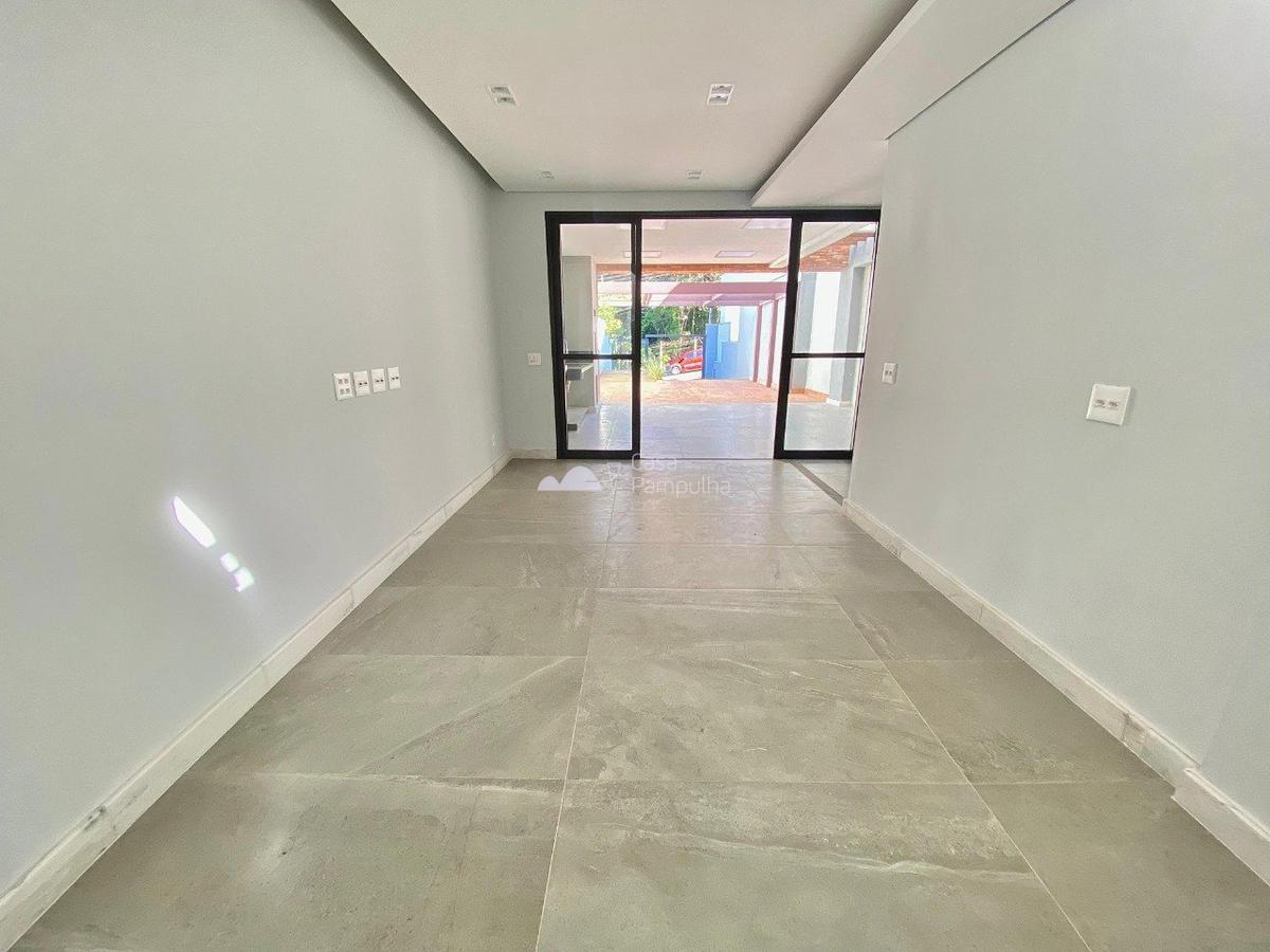 Casa, Planalto, 4 Quartos, 2 Vagas, 3 Suítes