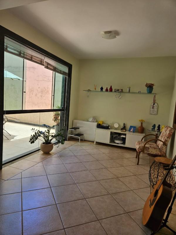 Casa, Fernão Dias, 4 Quartos, 4 Vagas, 1 Suíte