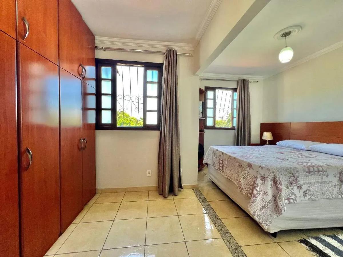 Casa, Santa Branca, 2 Quartos, 2 Vagas, 2 Suítes