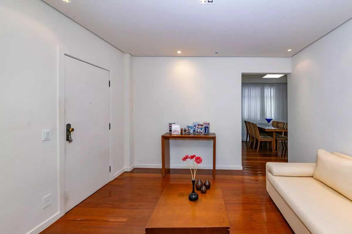 Apartamento, Coração de Jesus, 3 Quartos, 1 Vaga, 1 Suíte