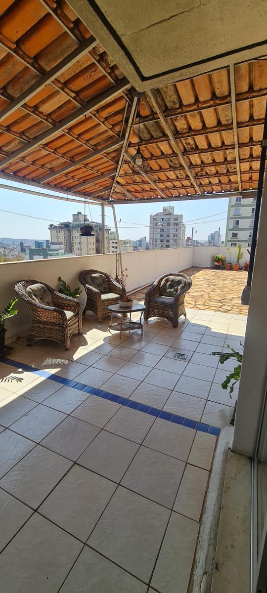 Cobertura, Sagrada Família, 3 Quartos, 2 Vagas, 1 Suíte