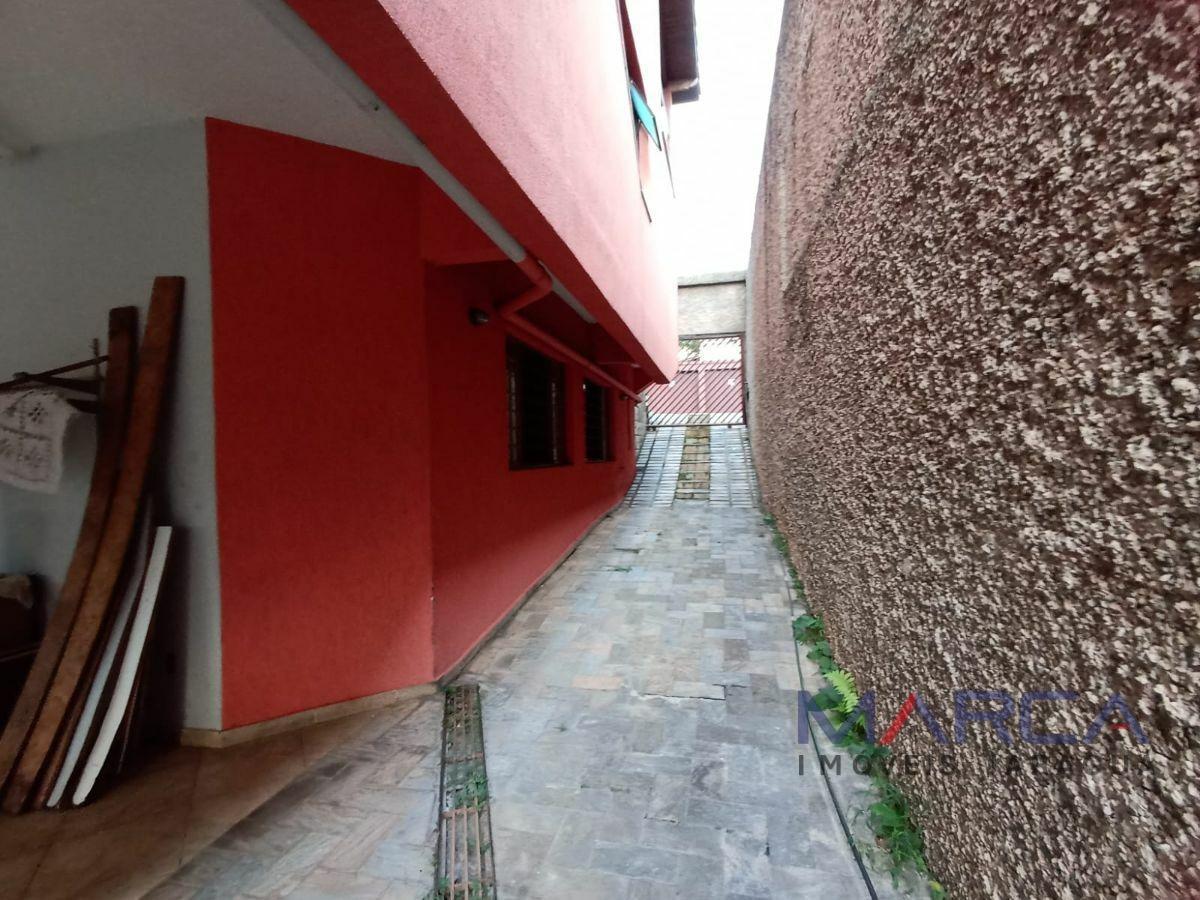 Casa, Fernão Dias, 0 Quarto, 0 Vaga