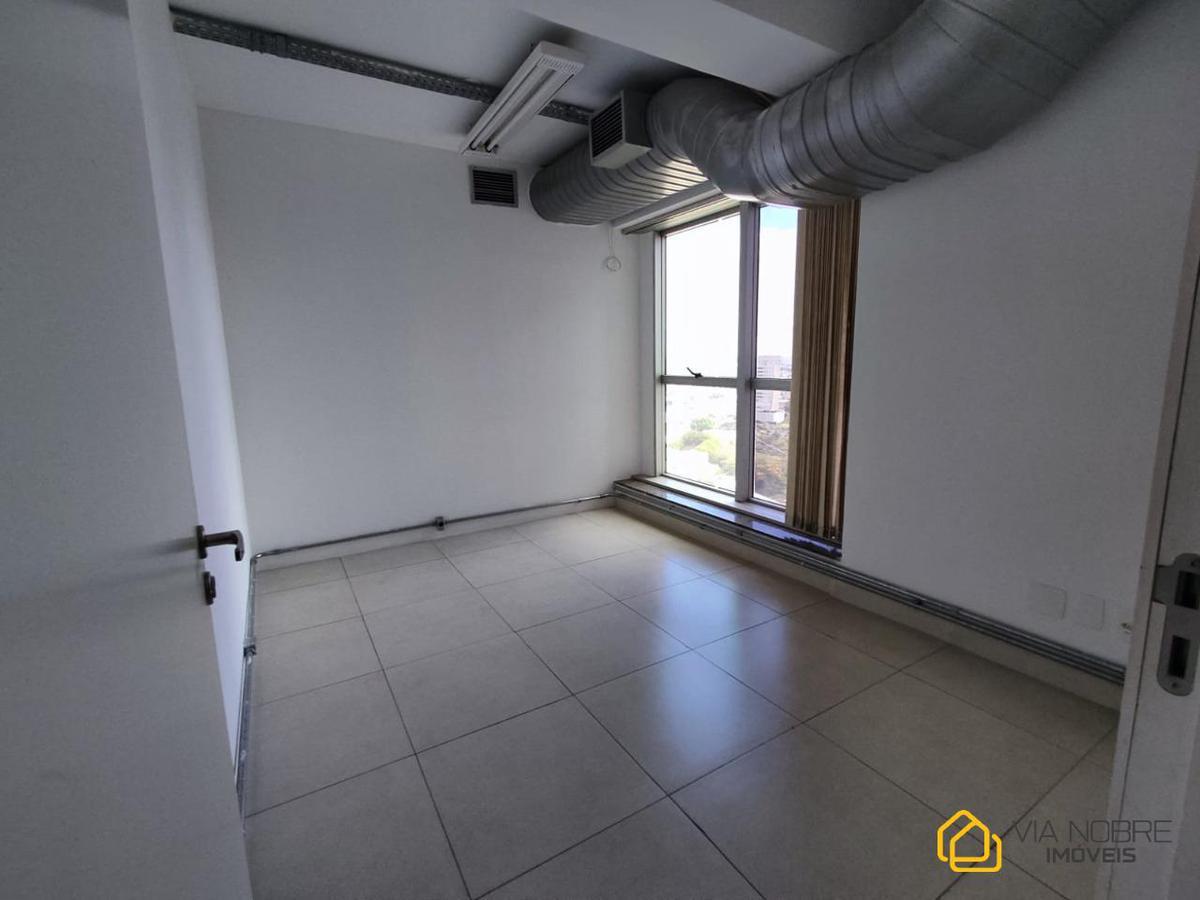 Sala, Estoril, 4 Vagas