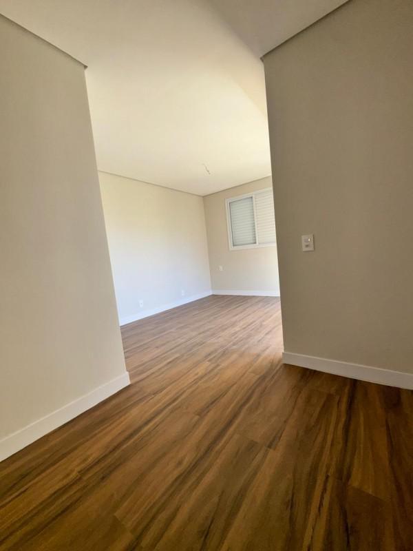 Apartamento, Sagrada Família, 3 Quartos, 2 Vagas, 1 Suíte