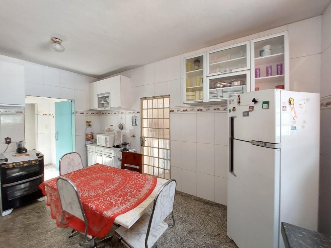Casa, Serrano, 3 Quartos, 2 Vagas, 1 Suíte