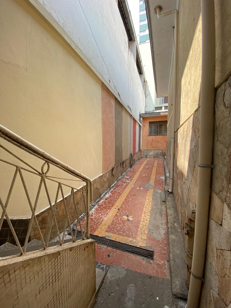 Casa Comercial, Funcionários, 0 Quarto, 0 Vaga