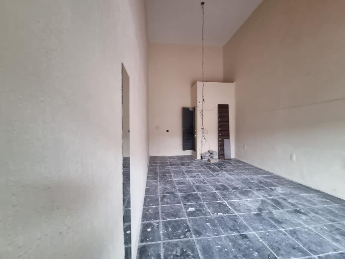 Andar, Petrovale, 0 Quarto, 0 Vaga