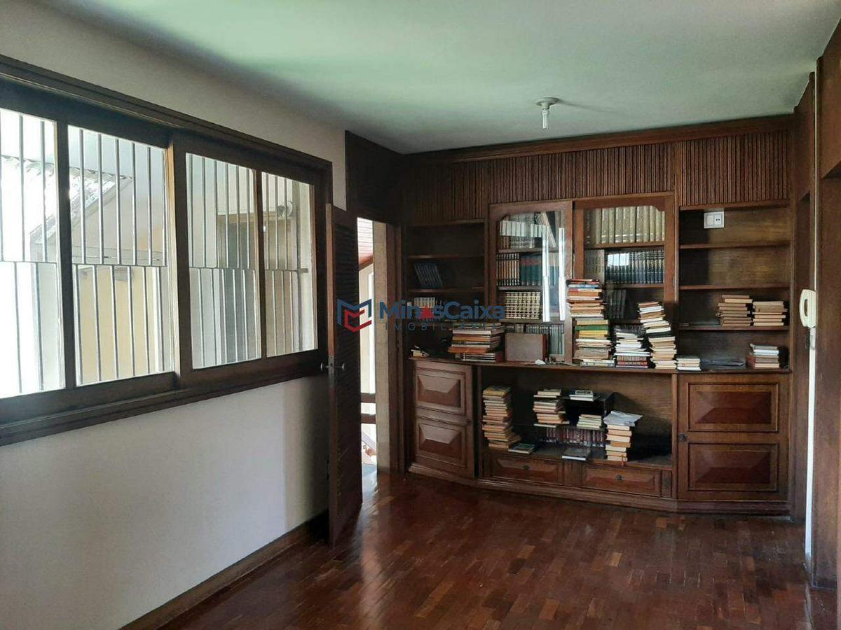 Casa, Centro, 4 Quartos, 4 Vagas, 1 Suíte