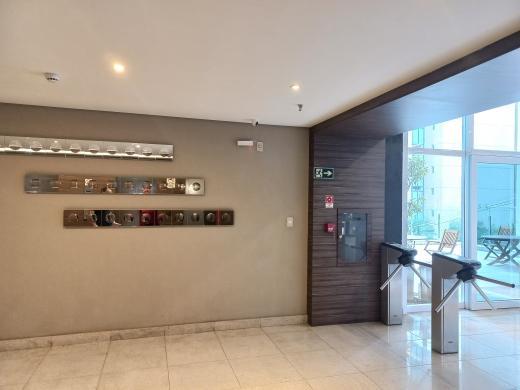 Sala, Vila da Serra, 0 Quarto, 1 Vaga
