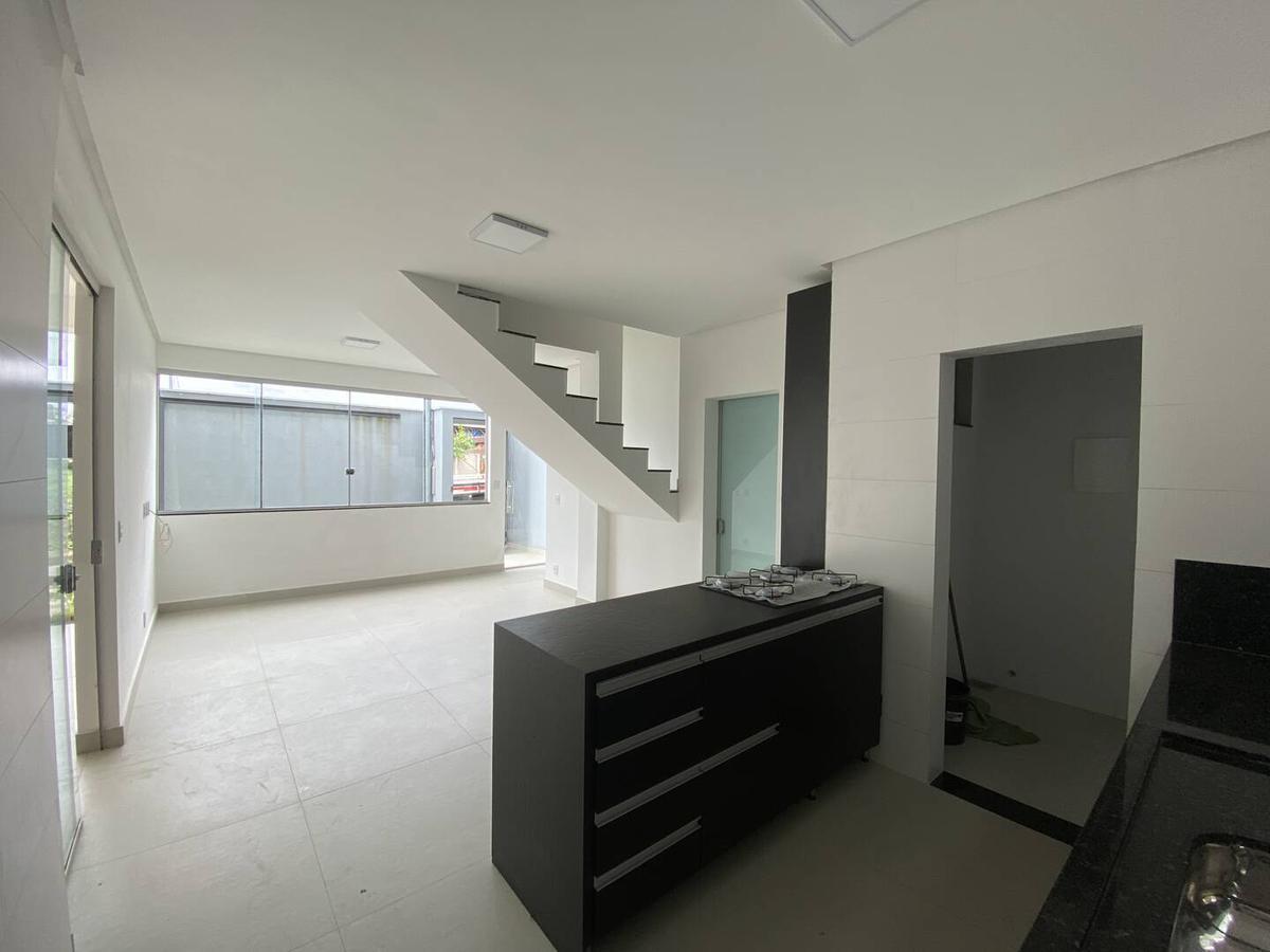 Casa, Nova Tijuca, 3 Quartos, 2 Vagas, 1 Suíte