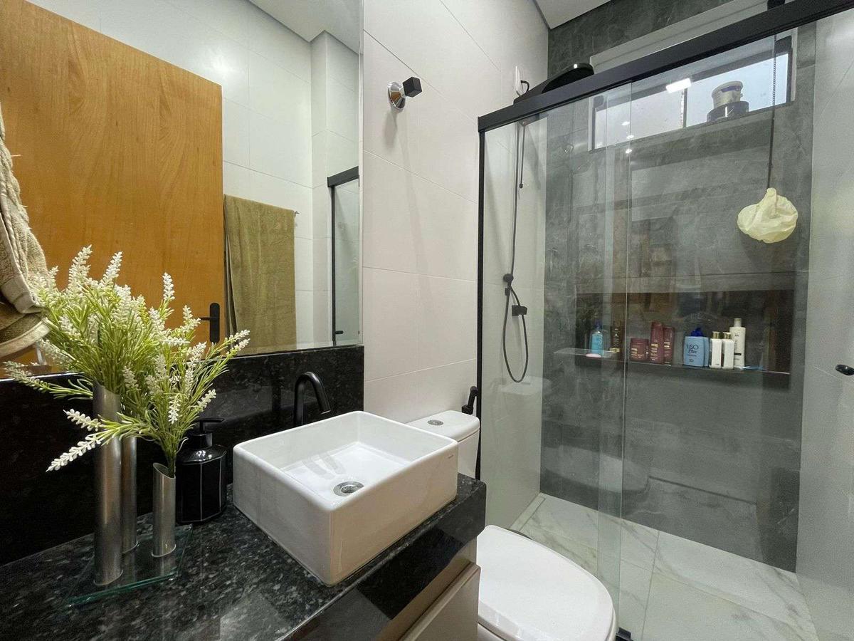 Casa, Santa Efigênia, 3 Quartos, 2 Vagas, 1 Suíte
