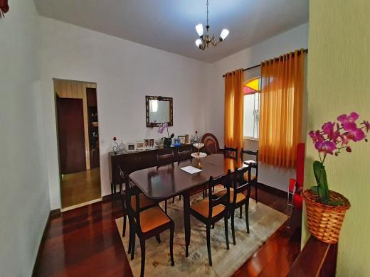Casa, Cidade Nova, 3 Quartos, 2 Vagas, 1 Suíte