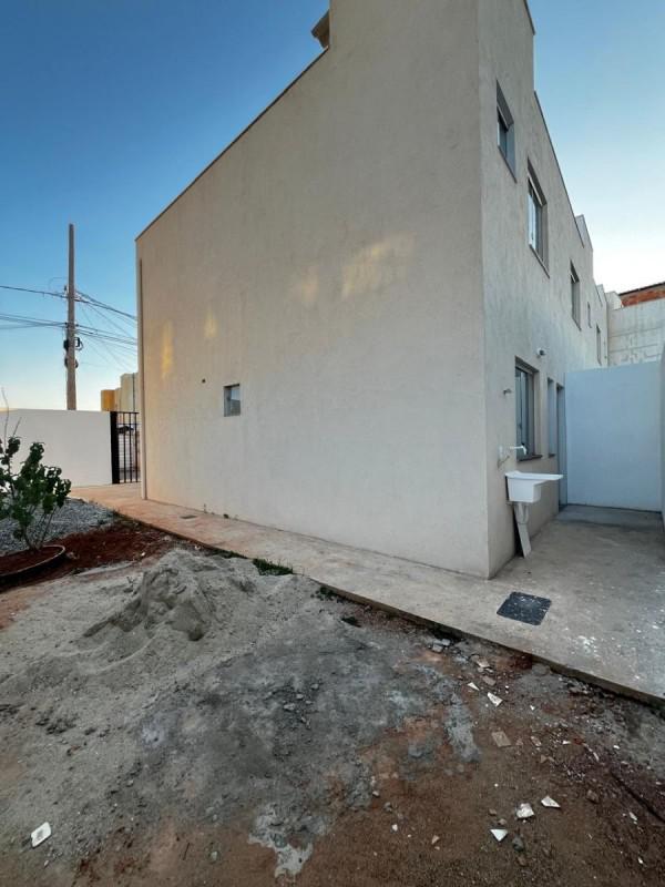 Casa, Novo Barreirinho, 3 Quartos, 3 Vagas, 1 Suíte